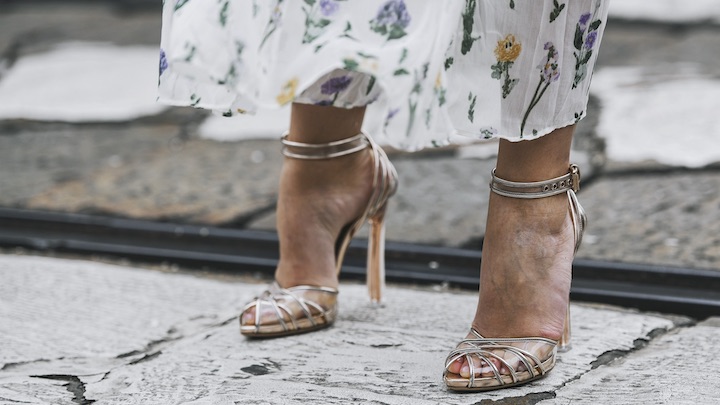 サンダルの種類と名前 それぞれの特徴とは レディース タイnavi