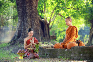 タイ　僧侶と女性